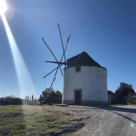 Pateo Da Memoria Casa Do Pintor Hébergement de vacances Quinta do Anjo